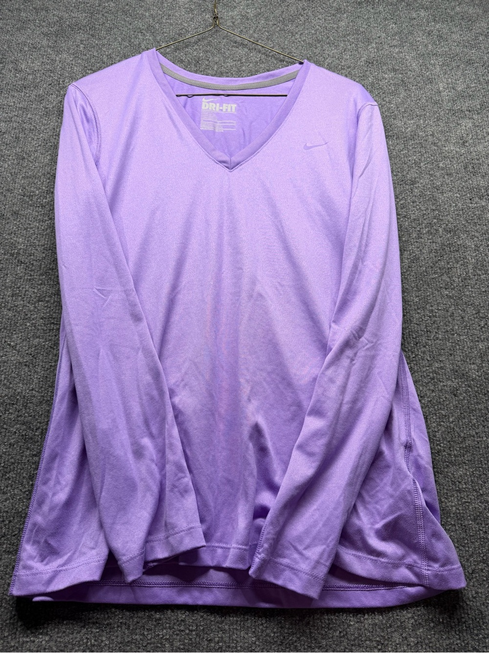 Nike Women's Long Sleeve V-Neck Performance Top - Lavender